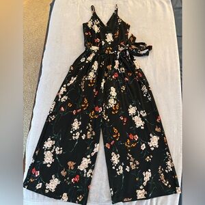 Kaileigh Black Floral Wide Leg Jumpsuit XS Petite | Tie Waist Pockets